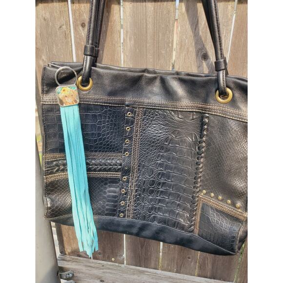 Handmade cow lover boho Leather Fringe Western bag charm, Long fringe keychain - Picture 3 of 4